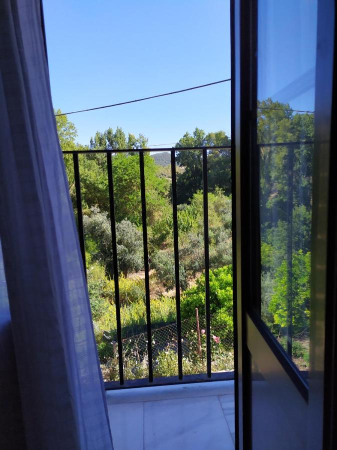 Vivienda Majaceite Apartment El Bosque Bagian luar foto